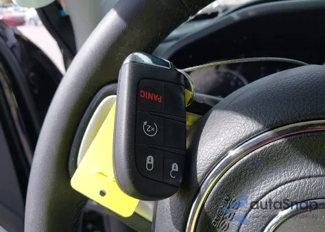 2020 Jeep Renegade Latitude Fwd z USA, uszkodzony, nr VIN ZACNJABB2LPL18009